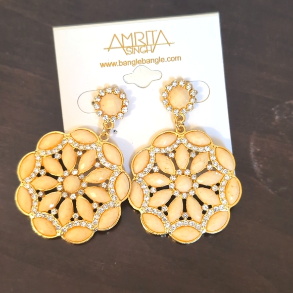 Amrita Singh earrings - Picture 1 of 1